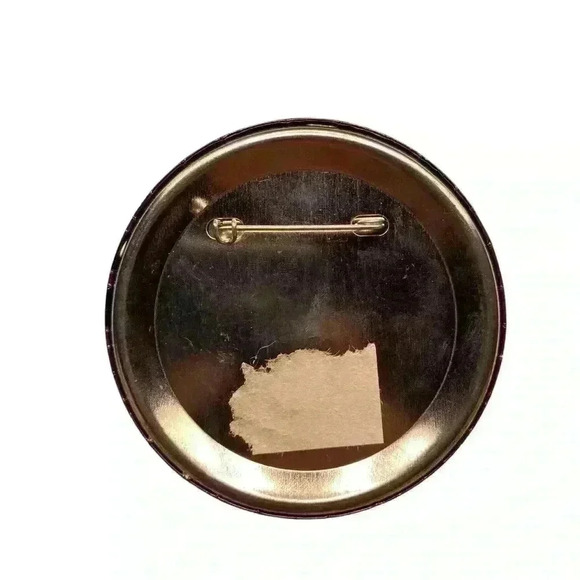 VINTAGE THE MIGHTY DUCKS INAUGURAL SEASON '93-'94 BUTTON PIN - Picture 3 of 4